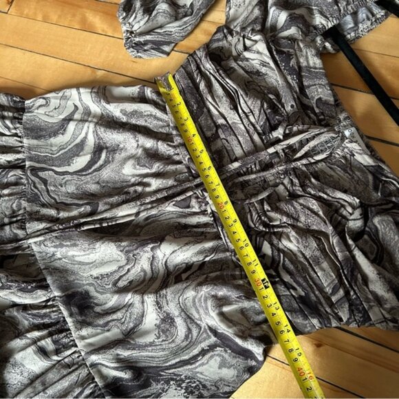 Moon River Sz L Marble Tiered Smocked Long Sleeves Bohemian Midi Dresss - Picture 10 of 11